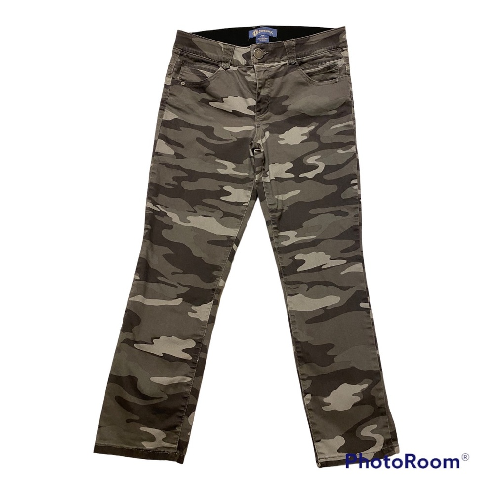Democracy “Ab”solution, gray, urban camo pants, size 10. Perfect condition!